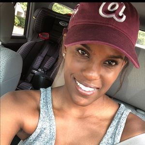 Meet your Posher, Deandra